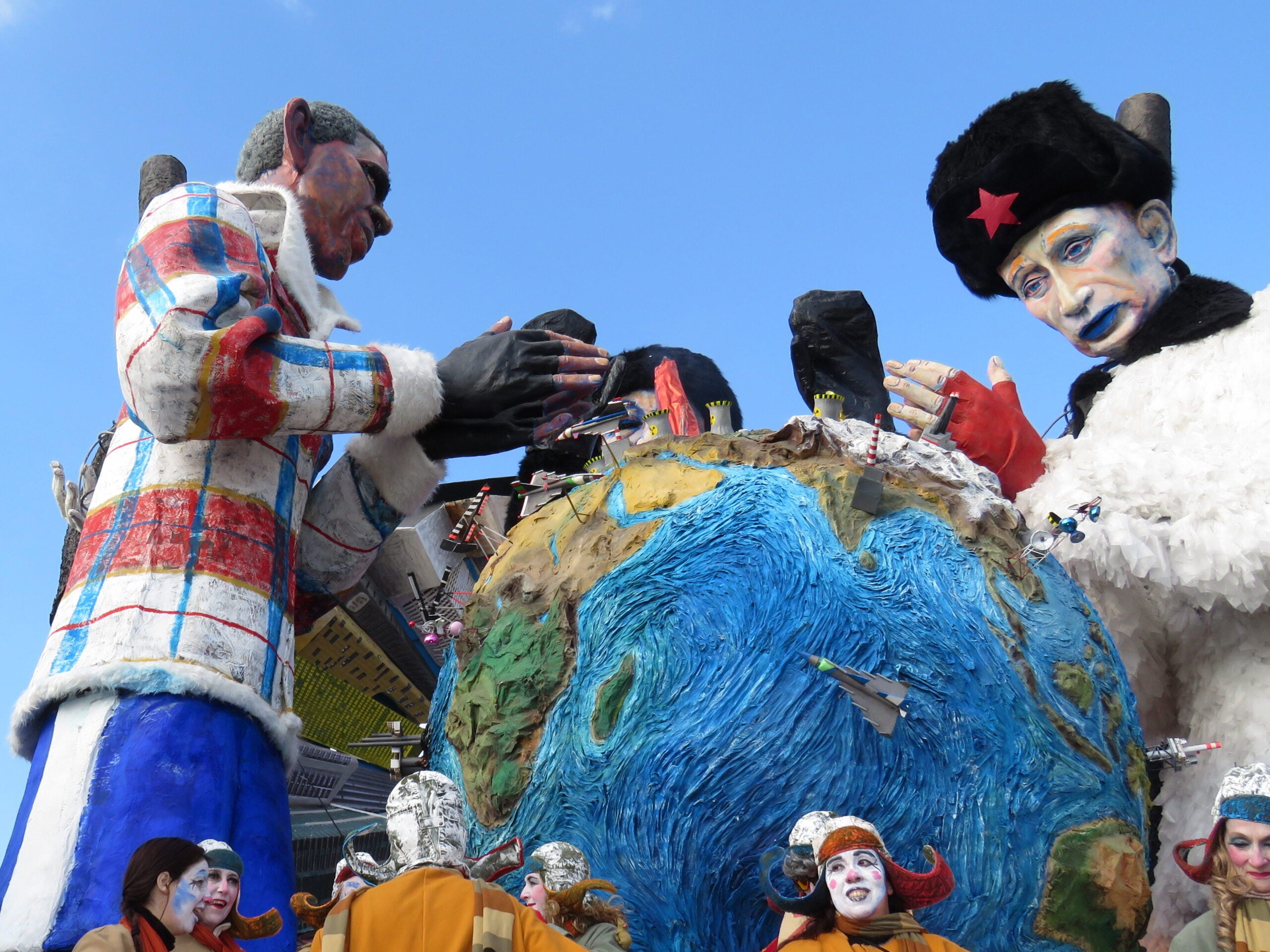 A papier-mache float from the 2015 Carnevale di Viareggio, featuring caricatures of world leaders.